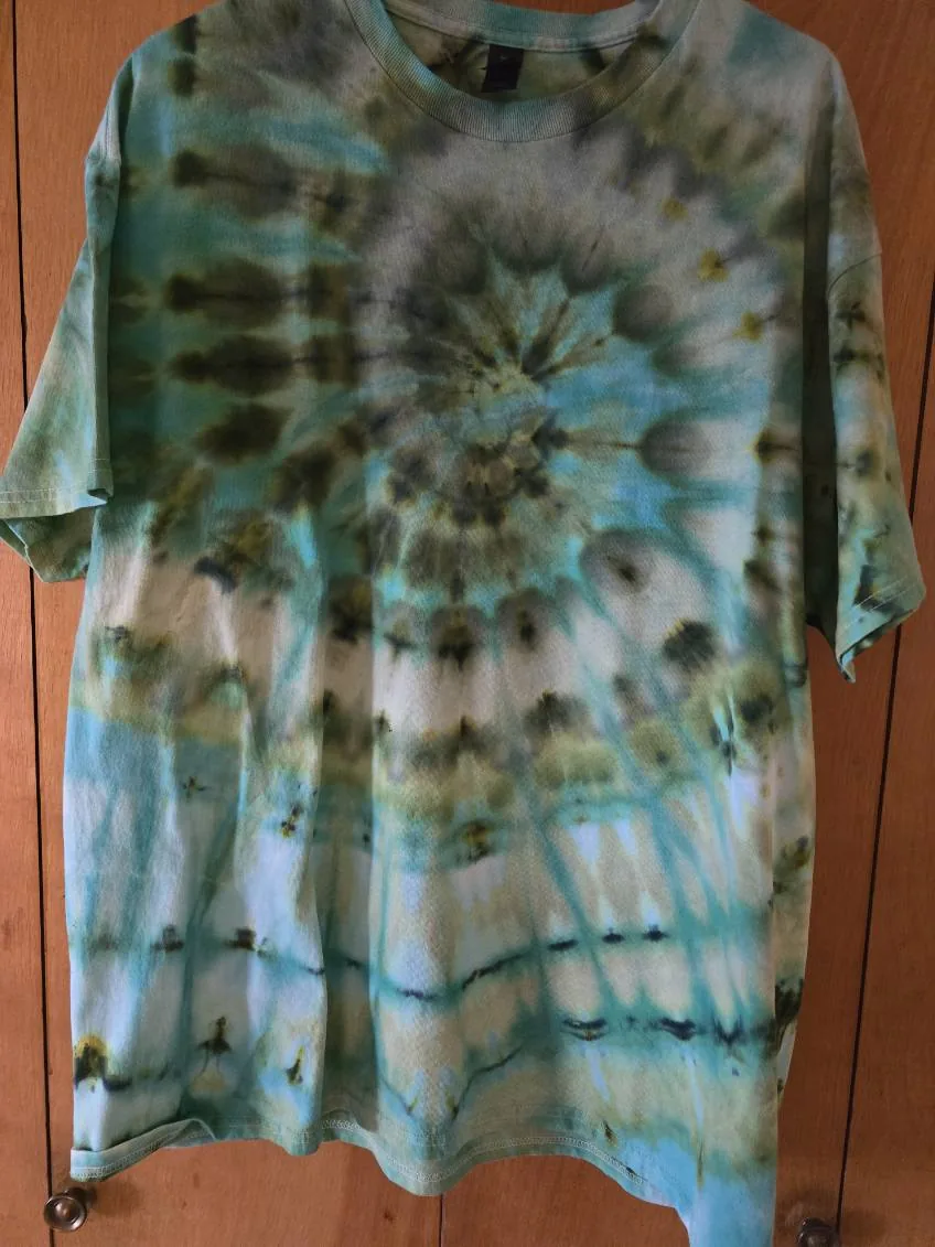 Tie-Dye t-shirt design 4.