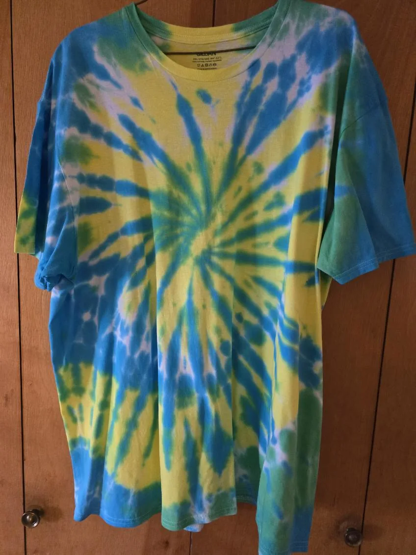 Tie-Dye t-shirt design 5.